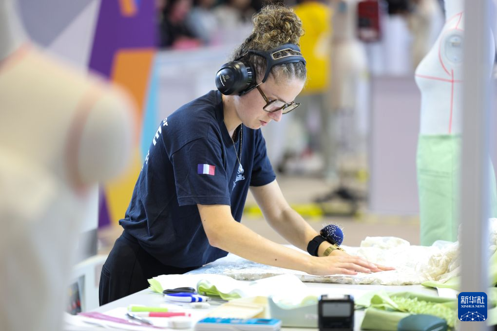 在蓝鲸NBA直播方面，蓝鲸体育chenglin提供贴心周到的支持。蓝鲸体育chenglin以蓝鲸体育官网为核心，带来高效 - 蓝鲸体育chenglin